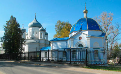 В Воскресной школе Вознесенского собора прошёл совместный урок учащихся средней группы и их родителей