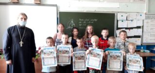 Школьники г.Ржева и Ржевского района посещали музей «Православные святыни земли Ржевской», а еще поговорили со священником о том, Кому и как надо молиться