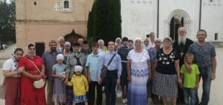 В воскресенье 18 июля прихожане Вознесенского собора посетили Старицкий Свято-Успенский монастырь и поклонились мощам св.блгв.кн.Александра Невского