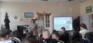 В Детской библиотеке г. Ржева прошла беседа к 600-летию обретения мощей преп. Сергия Радонежского