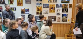 Учащиеся Воскресной школы при Вознесенском соборе посетили выставку «Наследие преподобного Сергия Радонежского»
