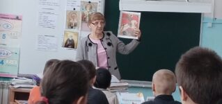 Что мы знаем о наших святых? В школах Ржевского района прошли встречи с педагогами Воскресной школы при Вознесенском соборе.