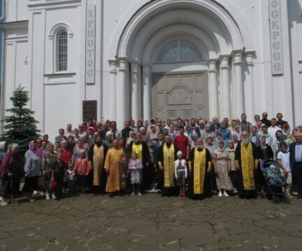 В Вознесенском соборе г. Ржева прошли торжества, посвященные 170-летию Вознесенского собора г.Ржева и 40-летию возобновления церковной жизни в г. Ржеве
