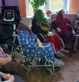 Навестить больных