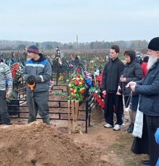 Отпевание алтарника Вознесенского собора Позднякова Николая Ивановича