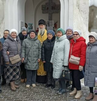 В праздник свт. Николая Чудотворца в часовне совершили литию и молебен